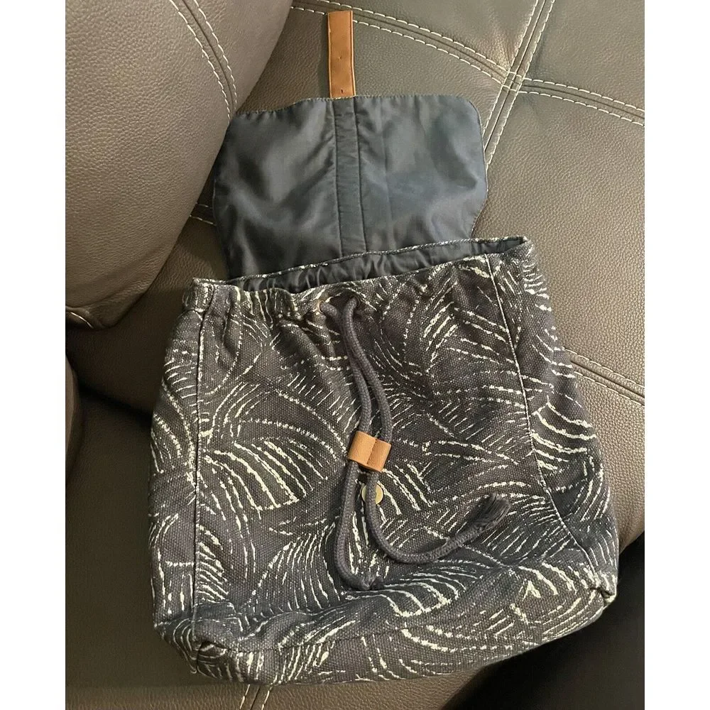 lu elle Back Pack
